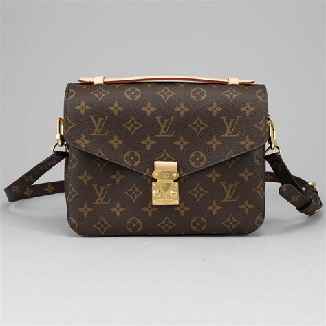 pochette louis vuitton prezzo|Louis Vuitton Pochette métis monogram.